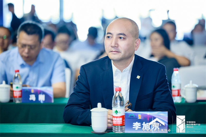 4551905d-7931-4dbb-bdff-3cf170fb74b3 4551905d-7931-4dbb-bdff-3cf170fb74b3